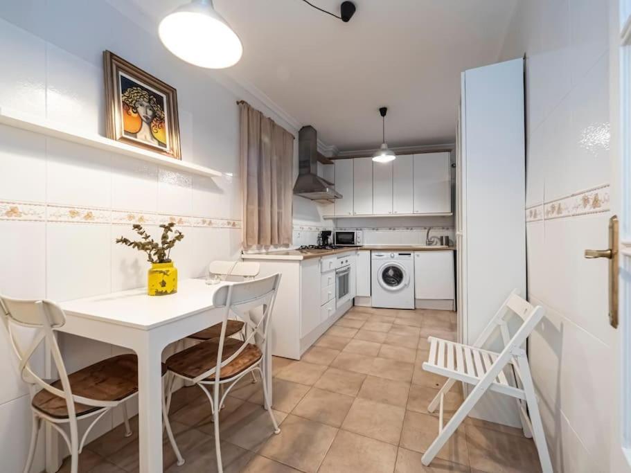 Tranquilo Y Bonito Apartamento A 10 Min Del Centro Málaga Exteriör bild