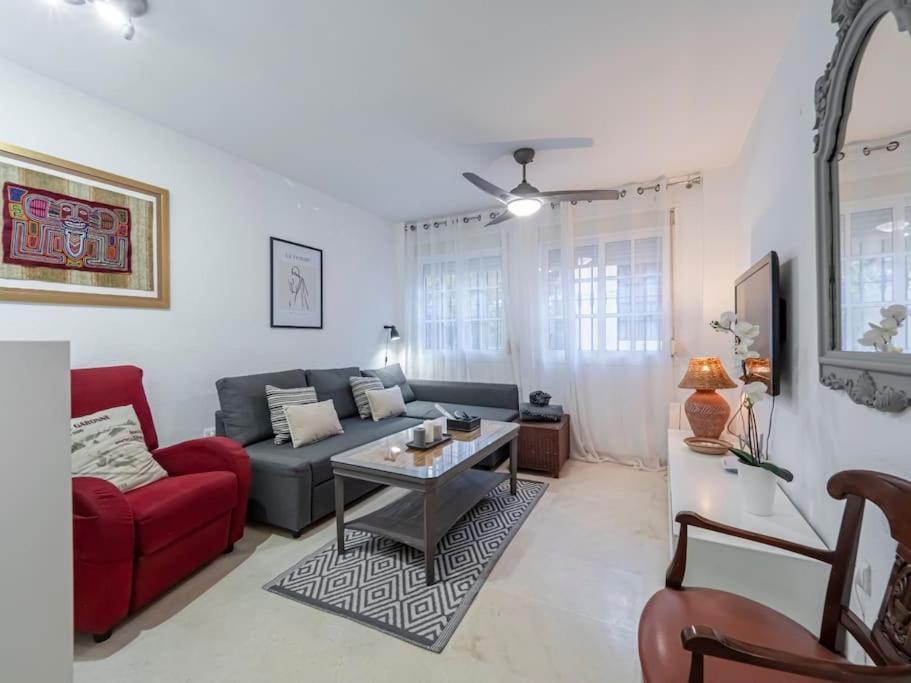 Tranquilo Y Bonito Apartamento A 10 Min Del Centro Málaga Exteriör bild